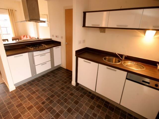  Image of 3 Bedroom Flat to rent at Pilton Edinburgh Edinburgh, EH5 2GG