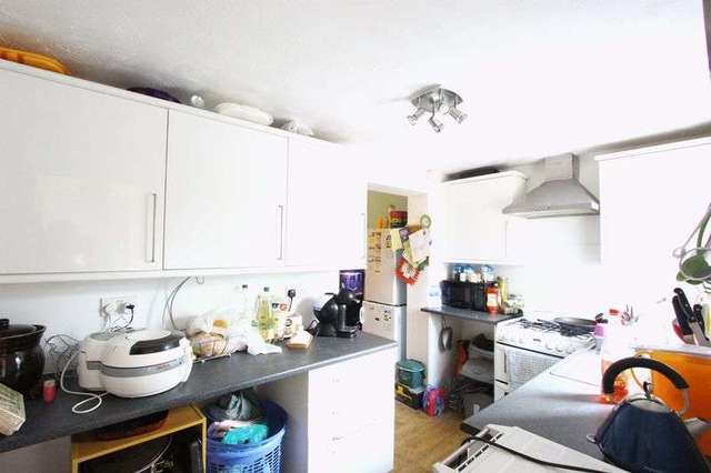  Image of 2 Bedroom Terraced for sale at Farringdon Street  Hull, HU5 1JA