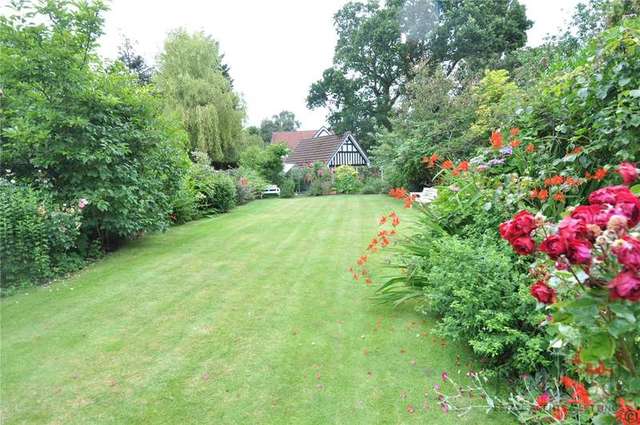  Image of 4 Bedroom Semi-Detached for sale at Upton Wirral Wirral, CH49 0TG