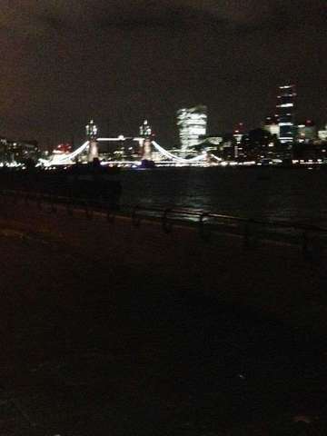  Image of Flat to rent at Fountain Green Square  London, SE16 4TX
