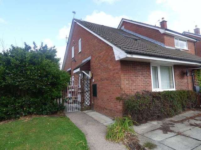  Image of 1 Bedroom Semi-Detached to rent at Hatchmere Close  Warrington, WA5 1PF