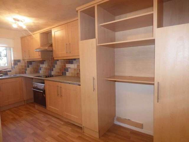  Image of 1 Bedroom Semi-Detached to rent at Hatchmere Close  Warrington, WA5 1PF