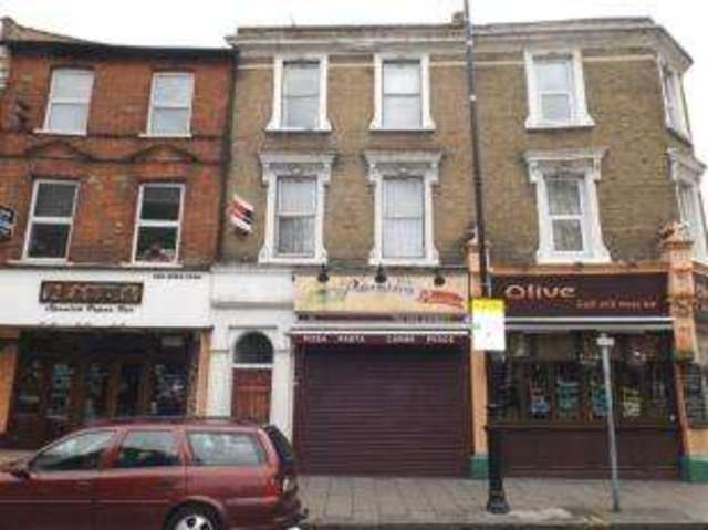  Image of 4 Bedroom Terraced for sale at London  Hornsey, N8 7PB