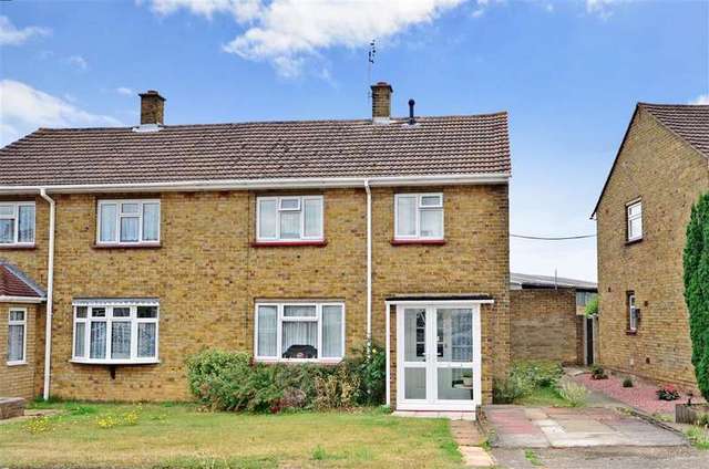  Image of 3 Bedroom Semi-Detached for sale at Sittingbourne Kent Sittingbourne, ME10 2EH