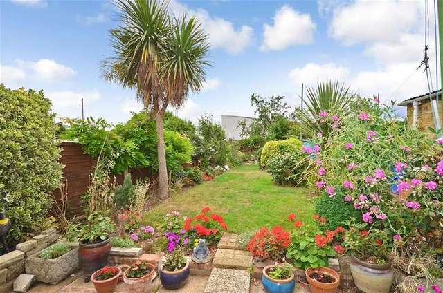  Image of 3 Bedroom Semi-Detached for sale at Sittingbourne Kent Sittingbourne, ME10 2EH