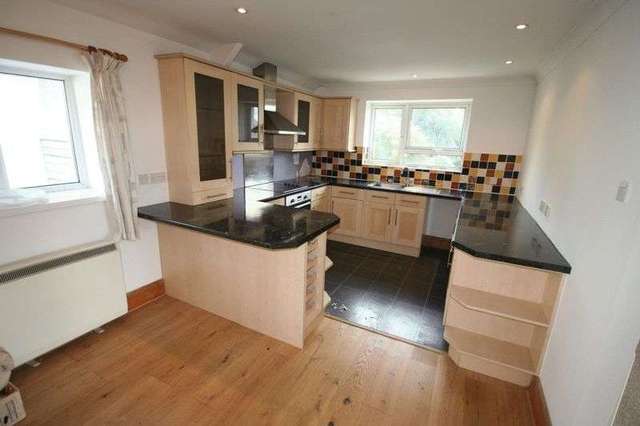  Image of 2 Bedroom Property to rent at Passage Hill Mylor Falmouth, TR11 5SA
