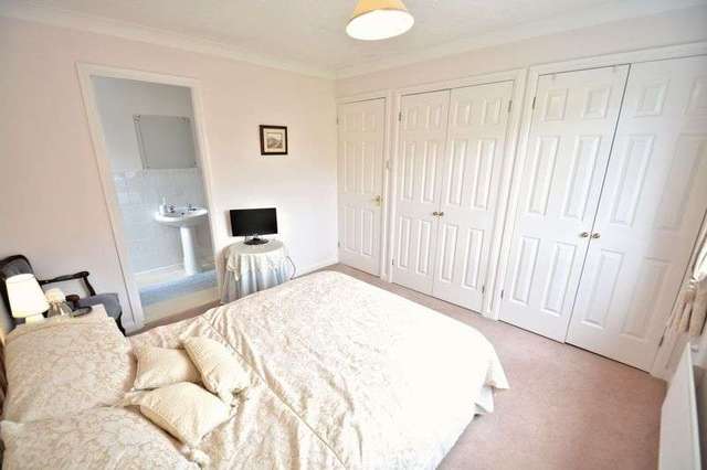  Image of 4 Bedroom Detached for sale at Limetrees Chilton Didcot, OX11 0HY
