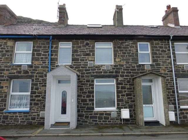  Image of 3 Bedroom Terraced for sale at Mona Terrace  Llanfairfechan, LL33 0RE