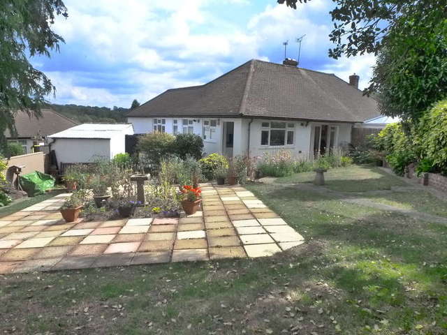  Image of 2 Bedroom Detached for sale at South Croydon Selsdon, CR2 8QA
