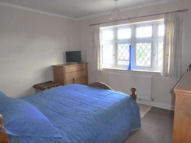  Image of 2 Bedroom Detached for sale at South Croydon Selsdon, CR2 8QA