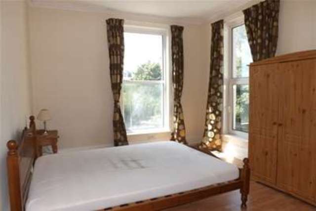  Image of 4 Bedroom Property to rent at Plymouth, PL4 7AF
