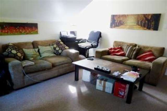  Image of 2 Bedroom Flat to rent at Bristol, BS34 8PS