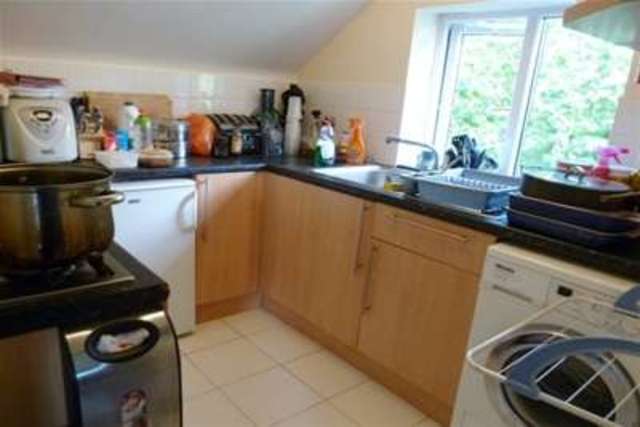  Image of 2 Bedroom Flat to rent at Bristol, BS34 8PS