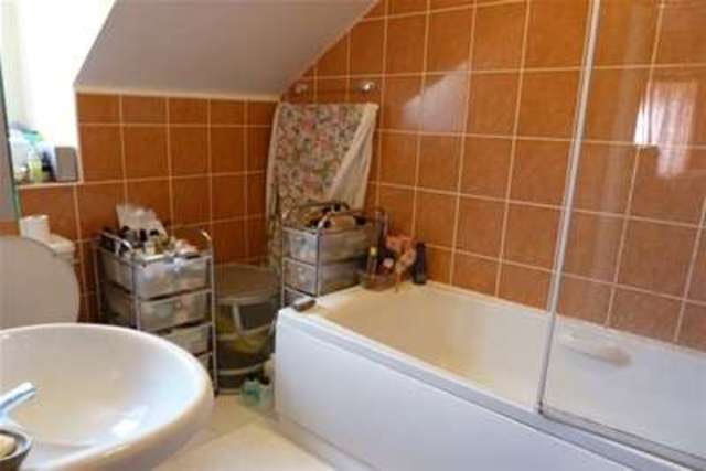  Image of 2 Bedroom Flat to rent at Bristol, BS34 8PS