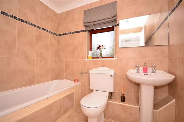  Image of 4 Bedroom Bungalow for sale at Ashington West Sussex Ashington, RH20 3JN