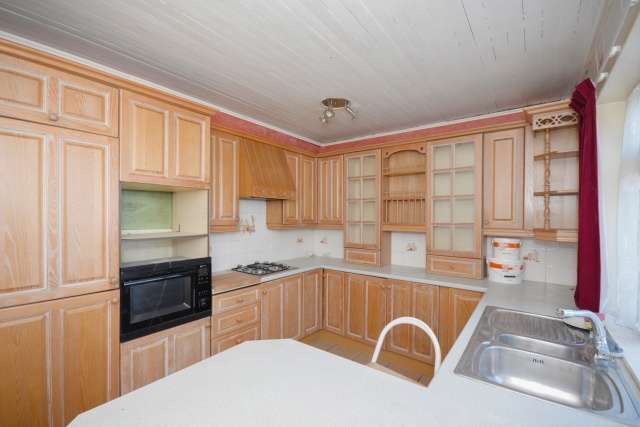  Image of 3 Bedroom Detached for sale at Kirkcaldy, KY1 2XJ