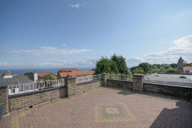  Image of 3 Bedroom Detached for sale at Kirkcaldy, KY1 2XJ