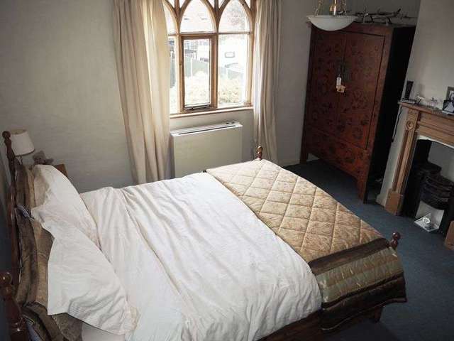  Image of 3 Bedroom Semi-Detached for sale at Old Bell Lane Carlton-On-Trent Newark, NG23 6UJ