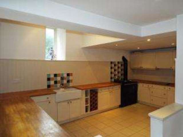  Image of 4 Bedroom Detached for sale at Ashbourne Derbyshire Parwich, DE6 1QB