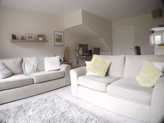  Image of 3 Bedroom Detached for sale at Rivendale Array Middleton, LS10 4FW