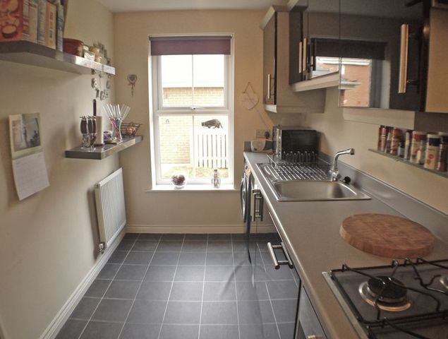  Image of 3 Bedroom Detached for sale at Rivendale Array Middleton, LS10 4FW