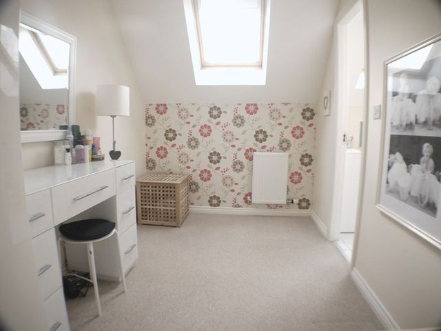  Image of 3 Bedroom Detached for sale at Rivendale Array Middleton, LS10 4FW