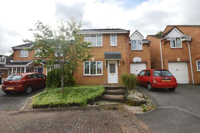  Image of 3 Bedroom Detached for sale at Dartmoor Close Rushy Platt Swindon, SN5 8ZR