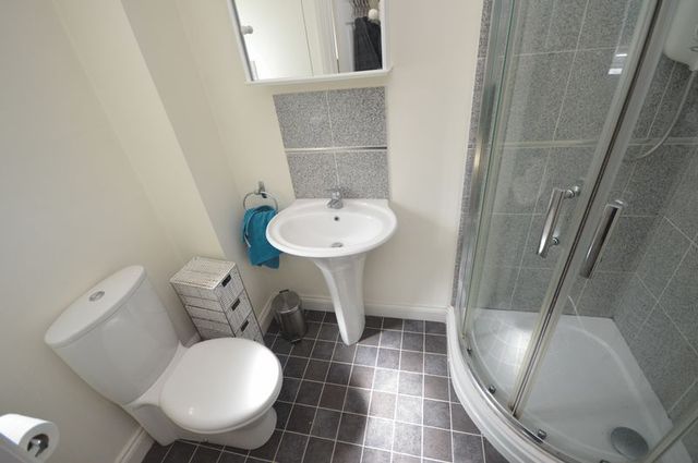  Image of 3 Bedroom Detached for sale at Dartmoor Close Rushy Platt Swindon, SN5 8ZR