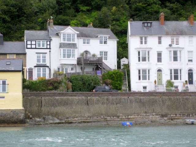  Image of 3 Bedroom Terraced for sale at Terrace Road  Aberdovey, LL35 0LP