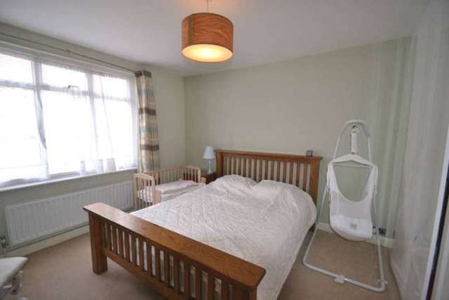  Image of 3 Bedroom Detached to rent at West Gardens  Epsom, KT17 1NQ