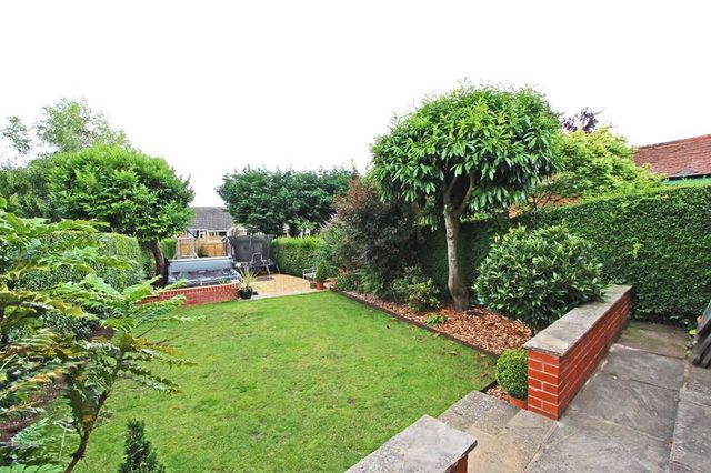  Image of 4 Bedroom Semi-Detached for sale at West Road  Bourne, PE10 9PS