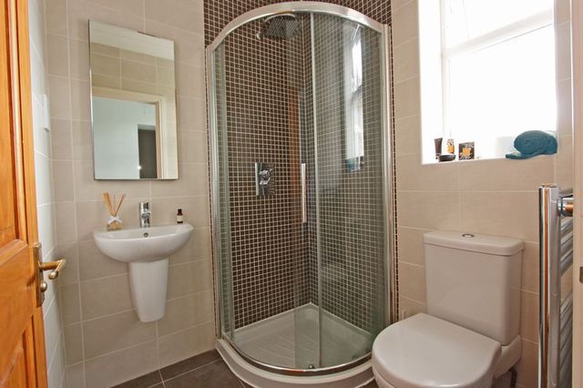  Image of 4 Bedroom Semi-Detached for sale at West Road  Bourne, PE10 9PS