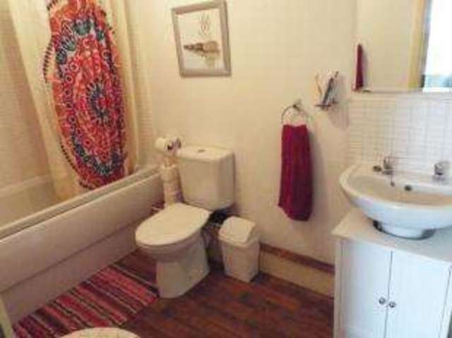  Image of 2 Bedroom Flat for sale at Manchester Greater Manchester Cheetham Hill, M8 0JU
