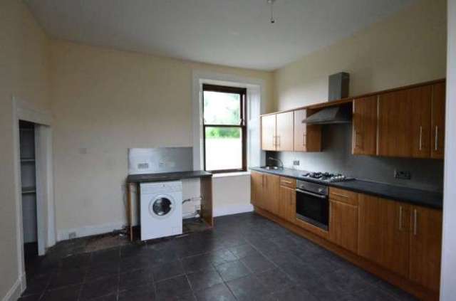  Image of 2 Bedroom Apartment to rent at William Street  Dunoon, PA23 7JH