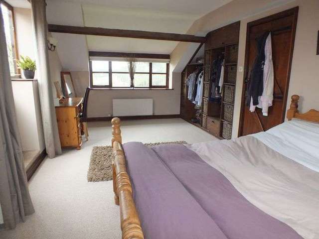  Image of 4 Bedroom Property for sale at Wood Lane Burgh Norwich, NR11 6TB