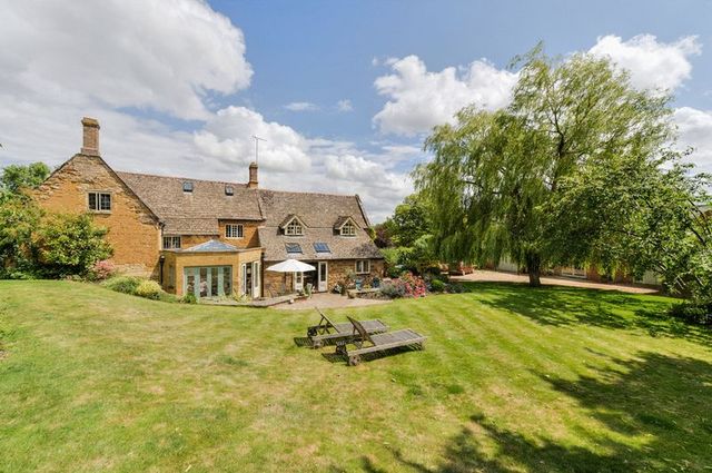  Image of 5 Bedroom Detached for sale at 8 Nether Street Belton in Rutland Oakham, LE15 9LD