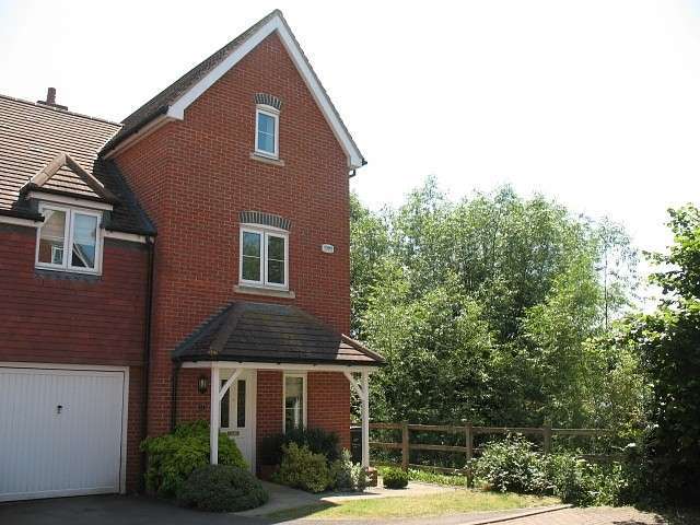  Image of 5 Bedroom Semi-Detached to rent at Grove  Wantage, OX12 9FB