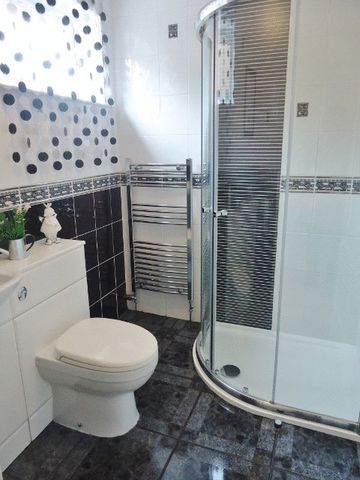  Image of 2 Bedroom Detached for sale at Downs Crescent  Alloa, FK10 1NX