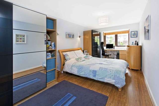  Image of 4 Bedroom Detached for sale at Stoneyflatts Crescent  South Queensferry, EH30 9XX