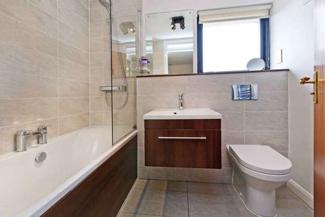  Image of 4 Bedroom Detached for sale at Stoneyflatts Crescent  South Queensferry, EH30 9XX