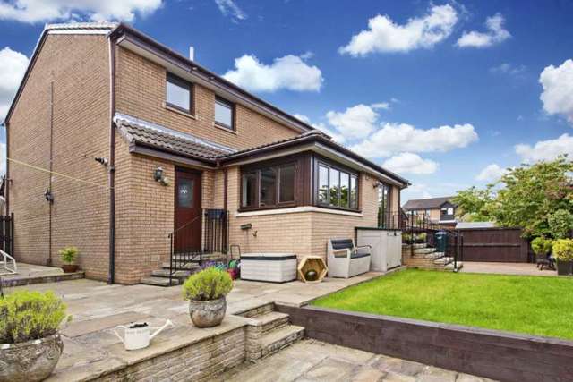  Image of 4 Bedroom Detached for sale at Stoneyflatts Crescent  South Queensferry, EH30 9XX