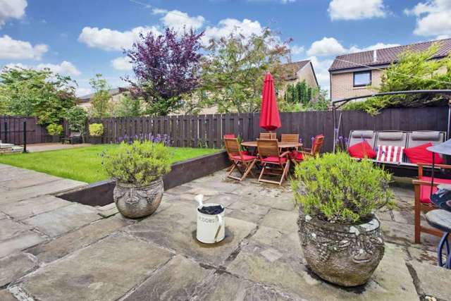  Image of 4 Bedroom Detached for sale at Stoneyflatts Crescent  South Queensferry, EH30 9XX