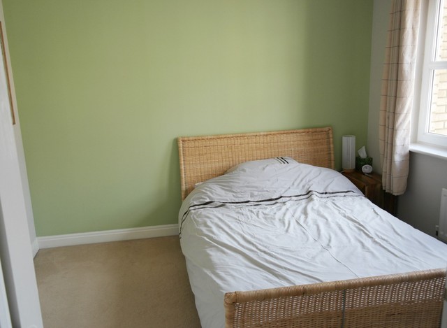  Image of 5 Bedroom Detached to rent at Knaphill  Woking, GU21 2FE