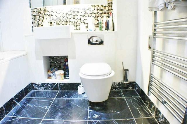  Image of 2 Bedroom Flat to rent at Canary Wharf  London, E14 9DF