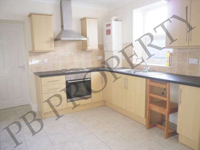  Image of 1 Bedroom Ground Flat to rent at Alexandra Road  Gorseinon, SA4 4PE