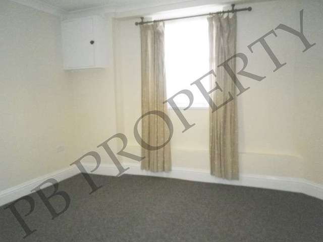  Image of 1 Bedroom Ground Flat to rent at Alexandra Road  Gorseinon, SA4 4PE