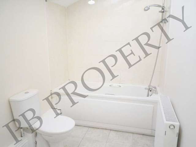  Image of 1 Bedroom Ground Flat to rent at Alexandra Road  Gorseinon, SA4 4PE