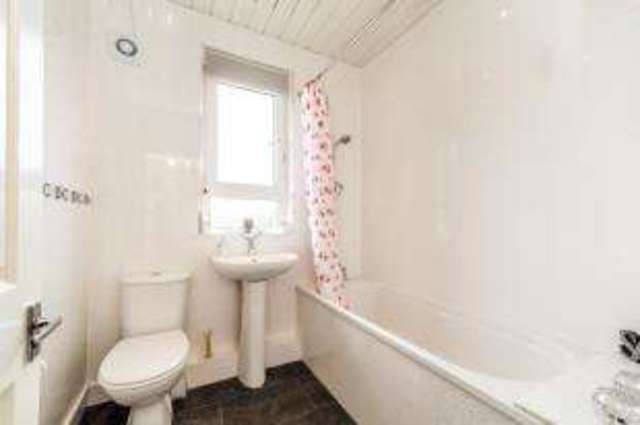  Image of 2 Bedroom Flat for sale at Hamilton South Lanarkshire Low Waters, ML3 6RX