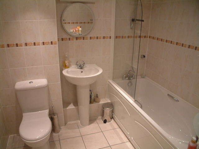  Image of 2 Bedroom Apartment to rent at 19 Hulse Road  Southampton, SO15 2SD