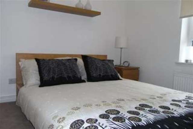  Image of 2 Bedroom Flat to rent at Paisley, PA1 2JP